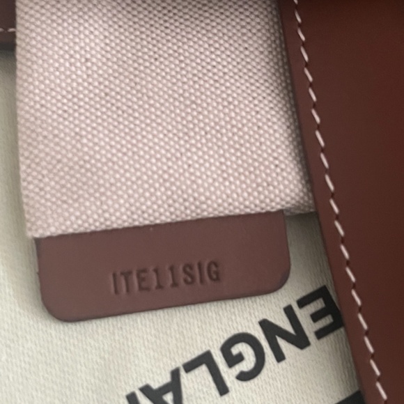 New Authentic Burberry Medium Soft TB Monogram Leather Tote - Picture 8 of 9